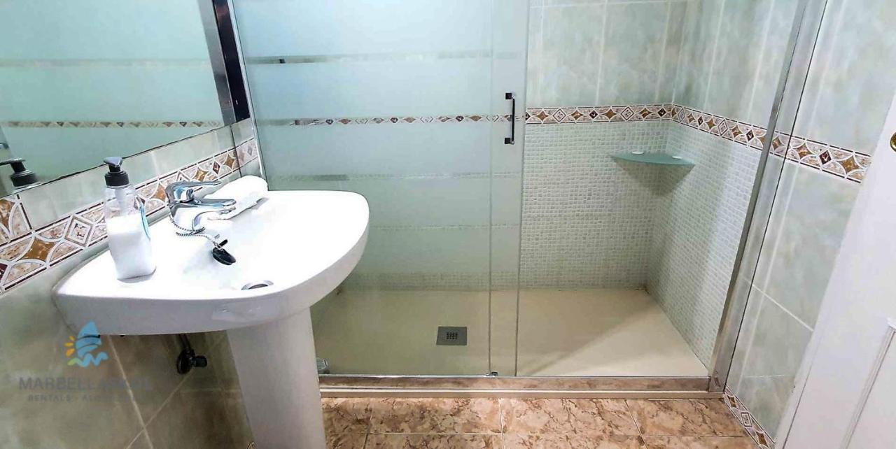 Skol 203. One Bedroom Apartment In Edificio Skol Building Marbella Luaran gambar